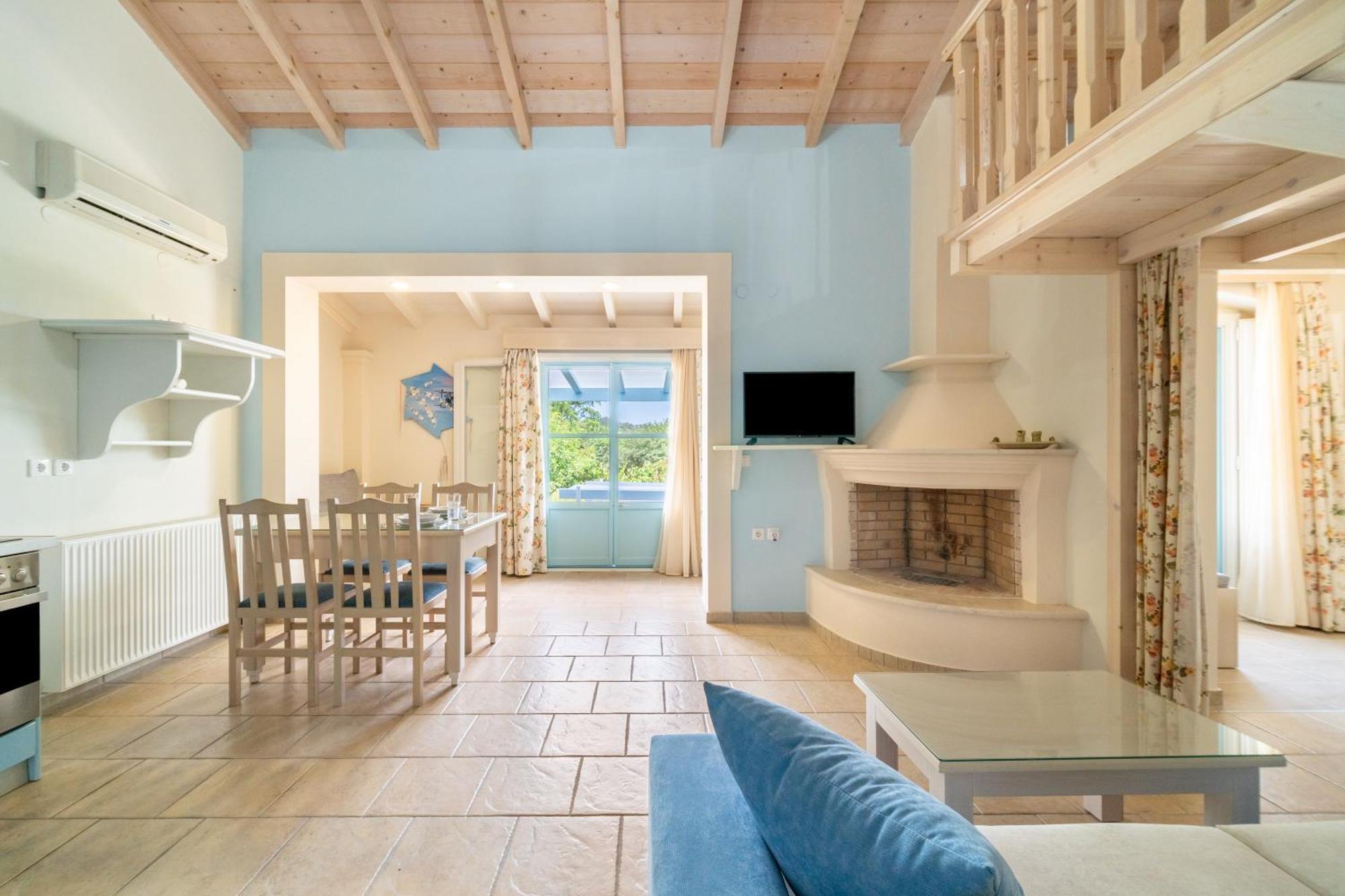 Aroggia Farm Villa Xanthatai Bagian luar foto