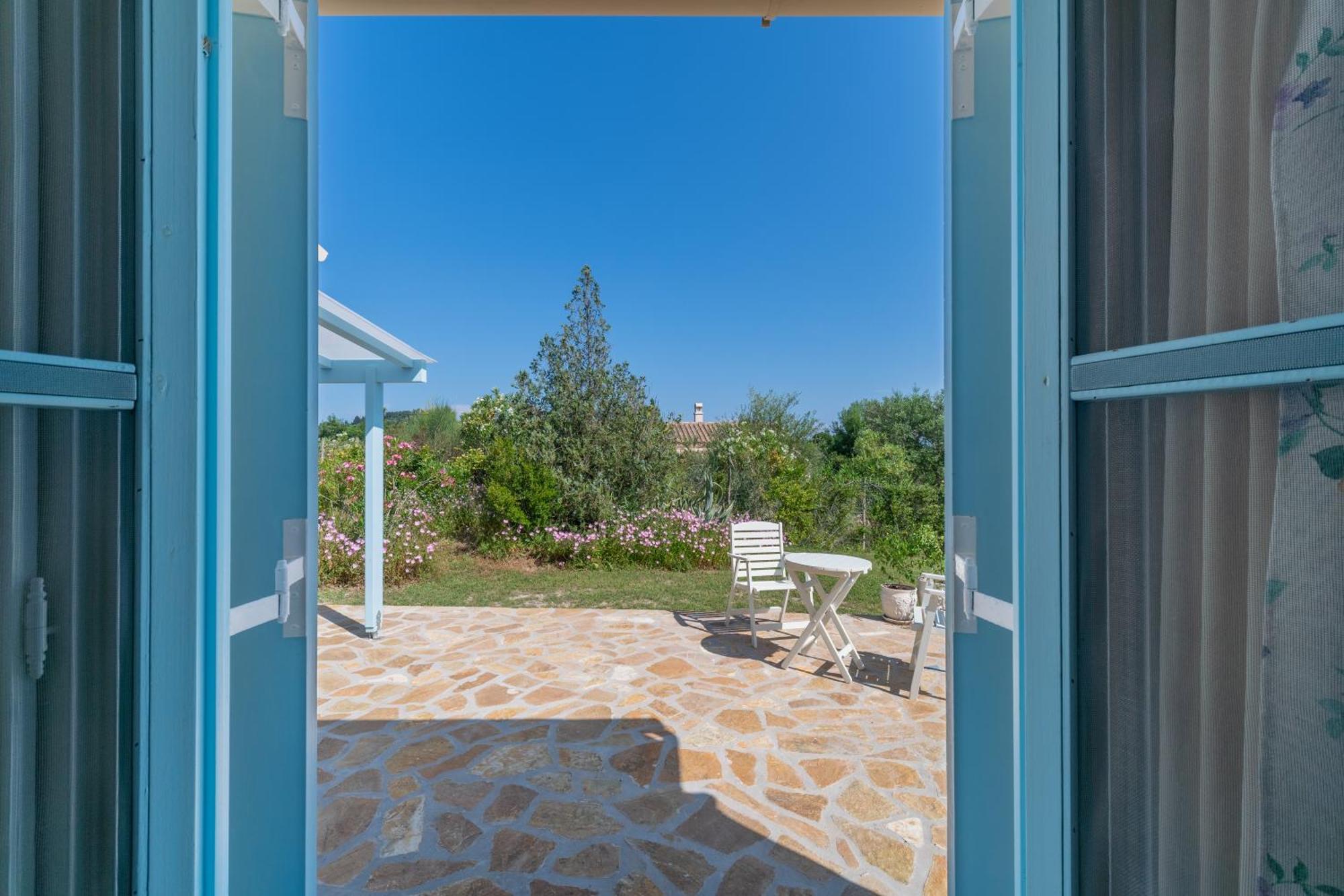 Aroggia Farm Villa Xanthatai Bagian luar foto