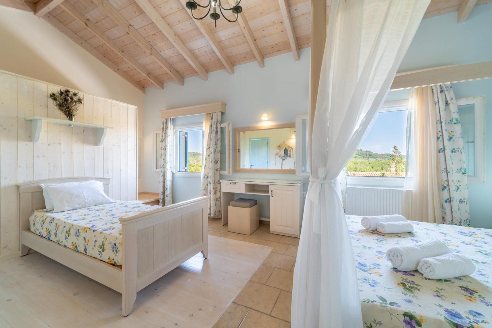 Aroggia Farm Villa Xanthatai Bagian luar foto