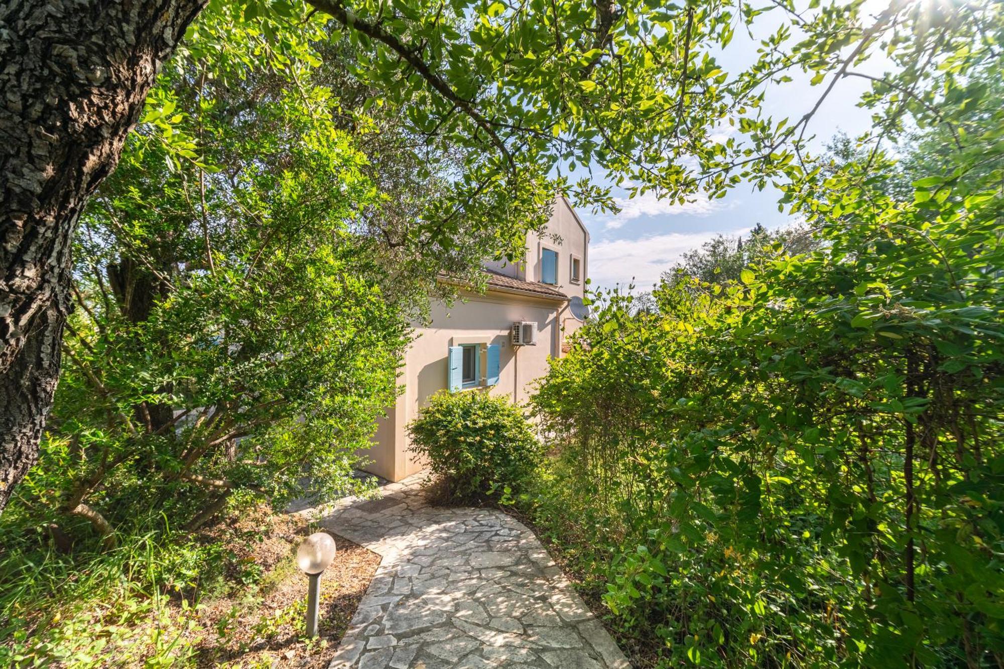 Aroggia Farm Villa Xanthatai Bagian luar foto