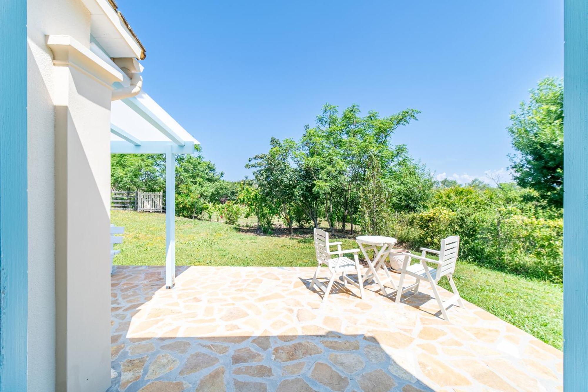 Aroggia Farm Villa Xanthatai Bagian luar foto