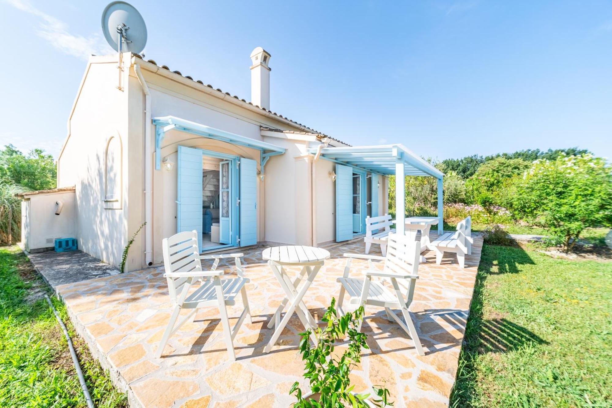 Aroggia Farm Villa Xanthatai Bagian luar foto