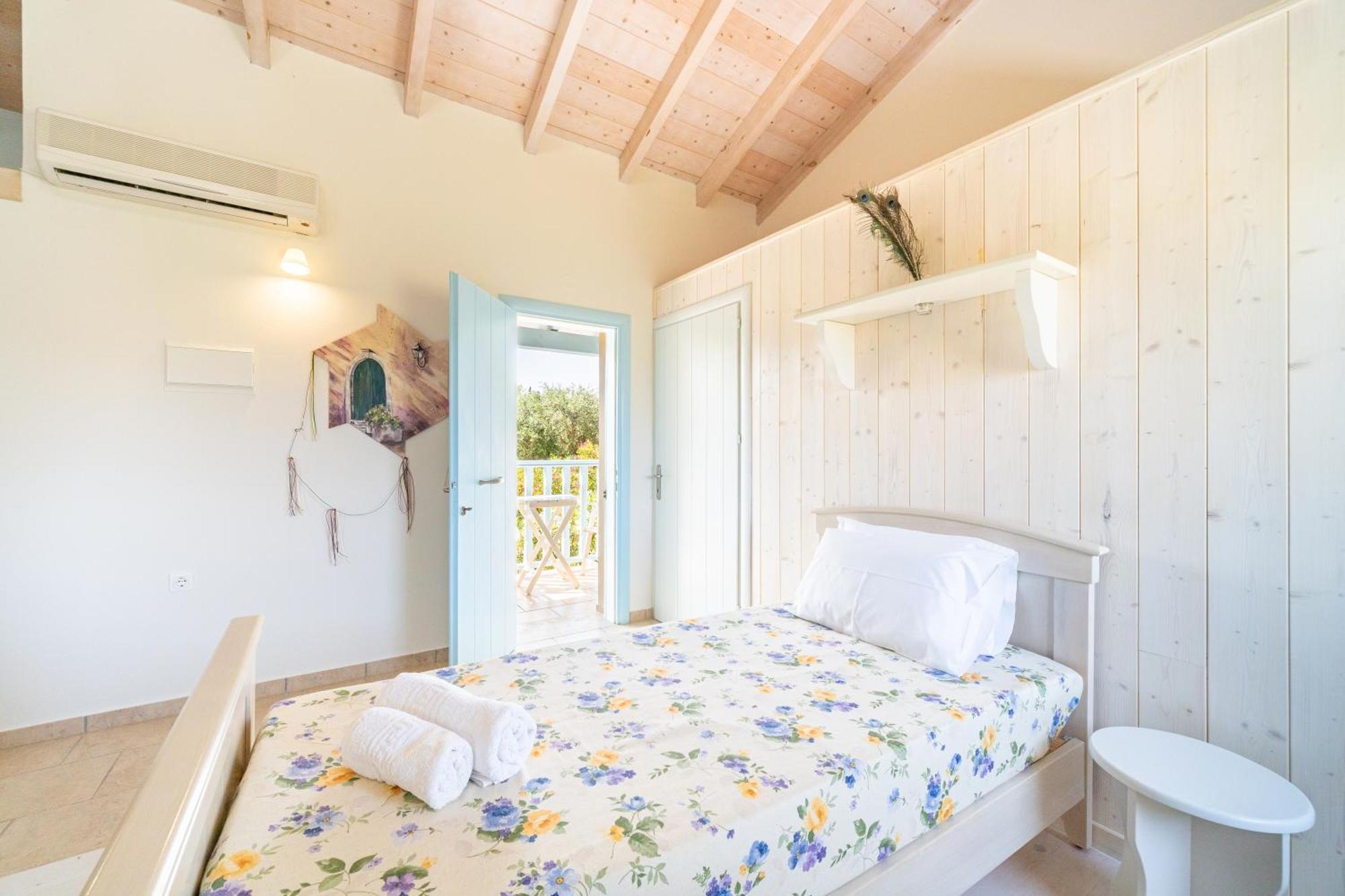 Aroggia Farm Villa Xanthatai Bagian luar foto
